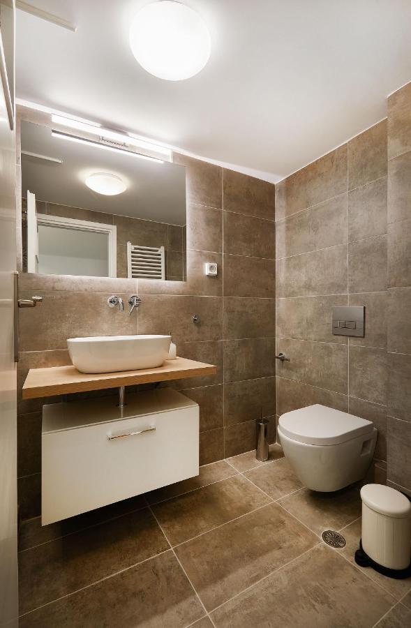 Chloe Boutique Apartments Nikis Atene Esterno foto